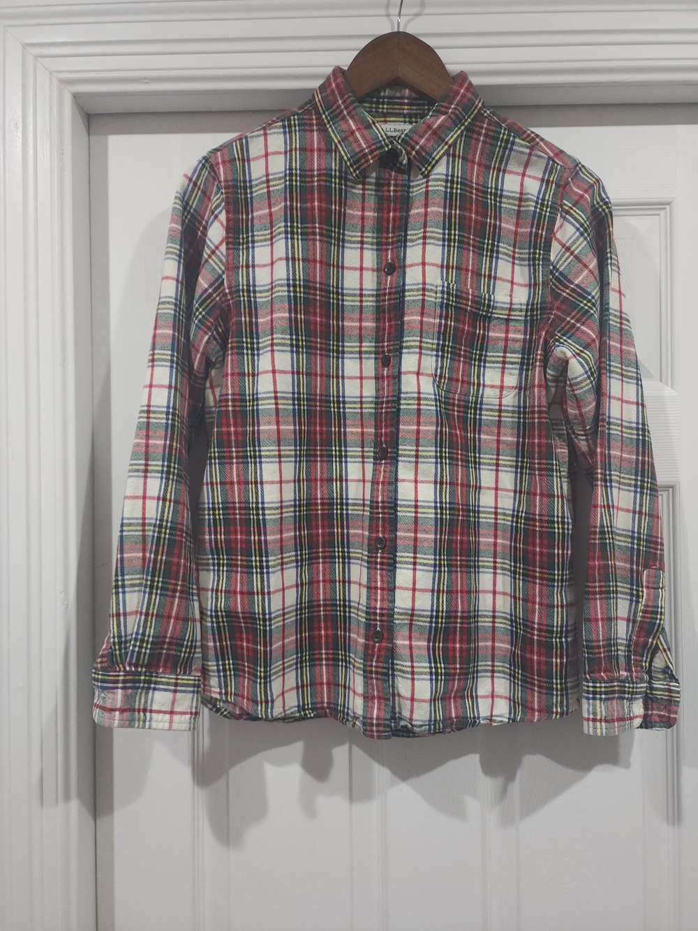 L.L. Bean Red, White & Green Plaid Button-Down Shirt 100% Cotton